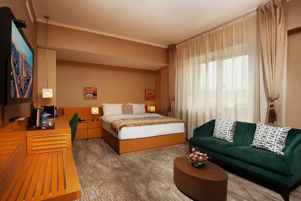 Отель Ramada by Wyndham Ulaanbaatar Citycenter