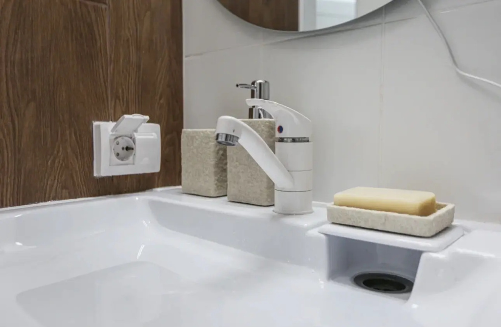 Квартира Уютная Eliza Home Рядом с Метро Автово