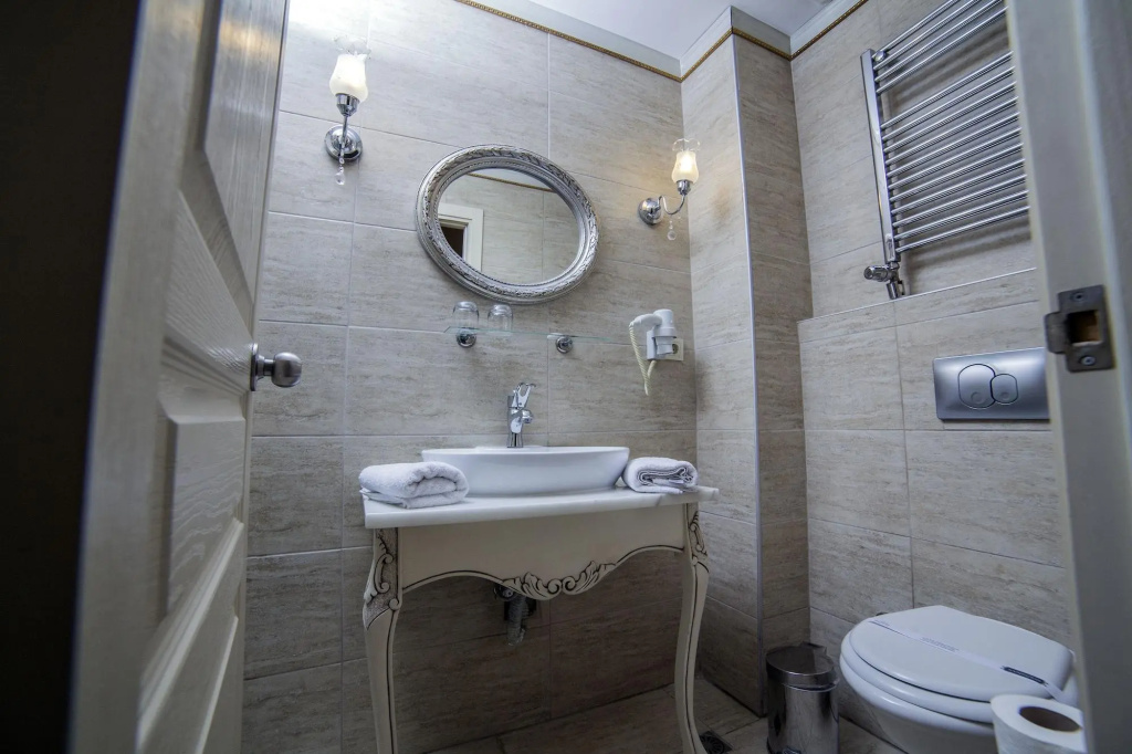 Отель HHK Hotel