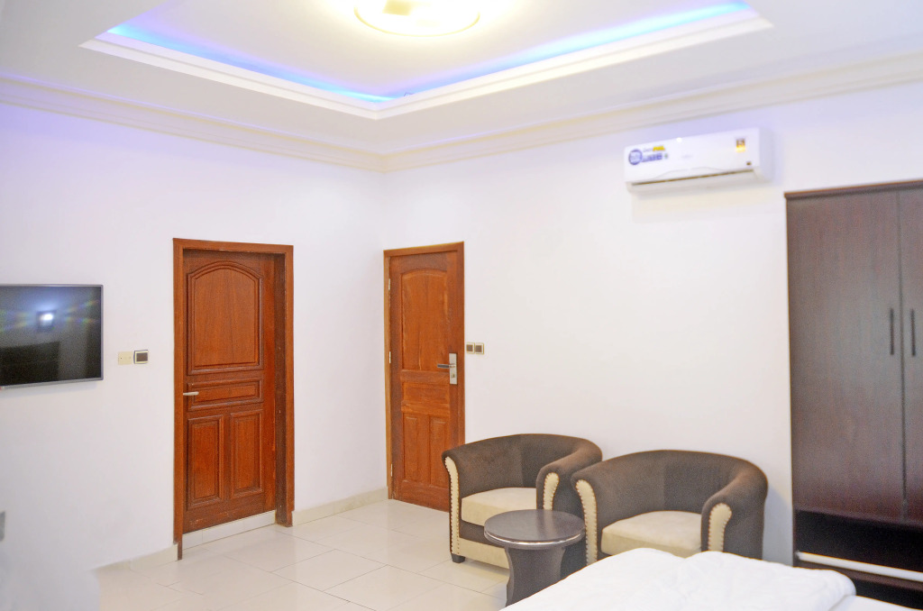 Отель Beach Sand Hotel & Resort