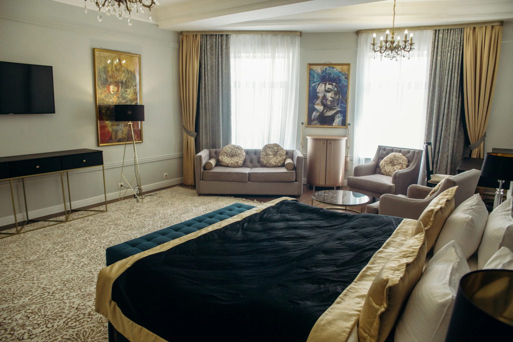 Royal BV