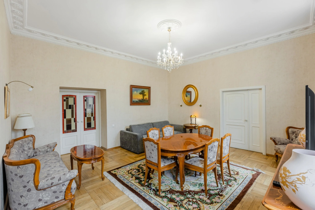 Апартаменты SpbStay Вознесенский 3/5