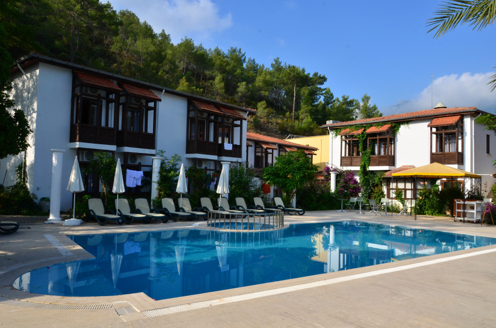 Ford Hotel