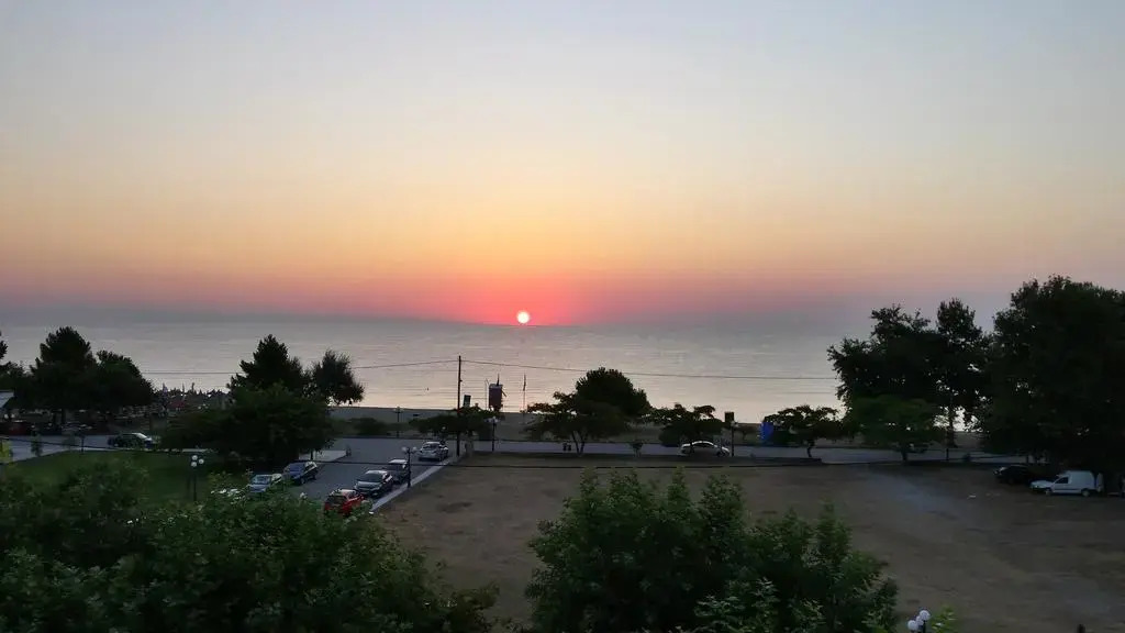 Отель Lefkes