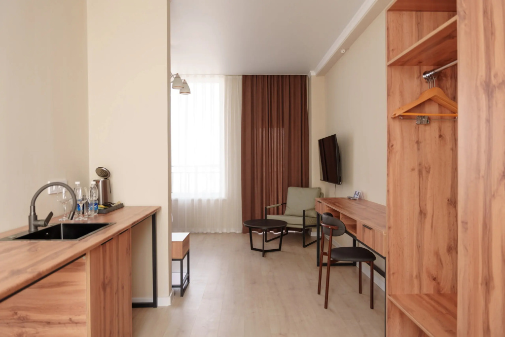Отель Ton Azure Hotel
