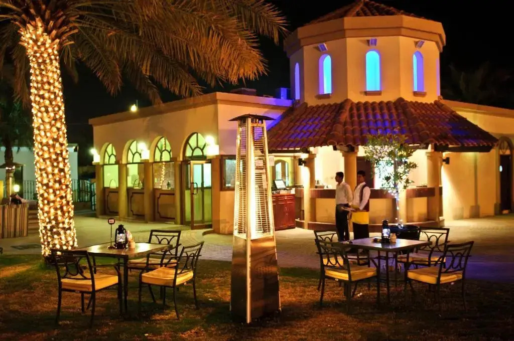 Отель Danat Al Ain Resort