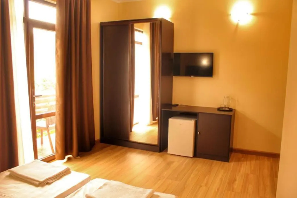 Гостевой Дом Сириус / Guest house Sirius