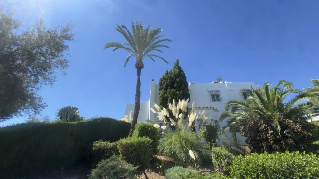 Вилла Townhouse in Marbella near Puerto Banus-Heated pool