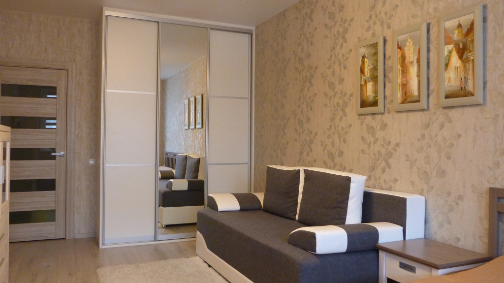 Komfort U Metro Apartments