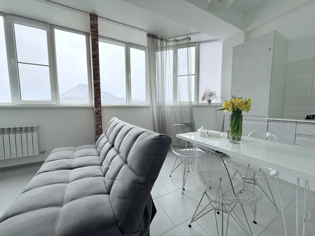 Апартаменты Sutki Rent с красивым видом на горы