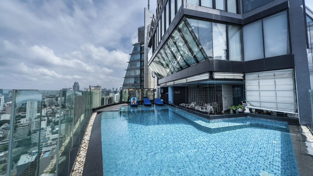 Montraj Continent Sukhumvit Bangkok