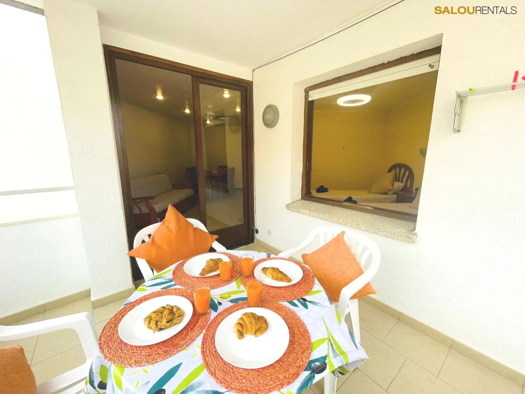Апартаменты Seaview Retreat Salou Centre