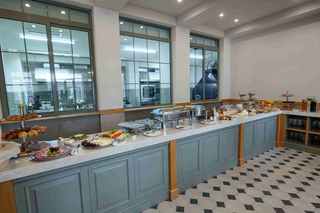 GRAND HOTEL GYUMRI by APRICOT Hotels