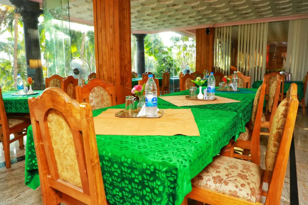 Отель Resort Suntara beach resort, Azhimala, chowara