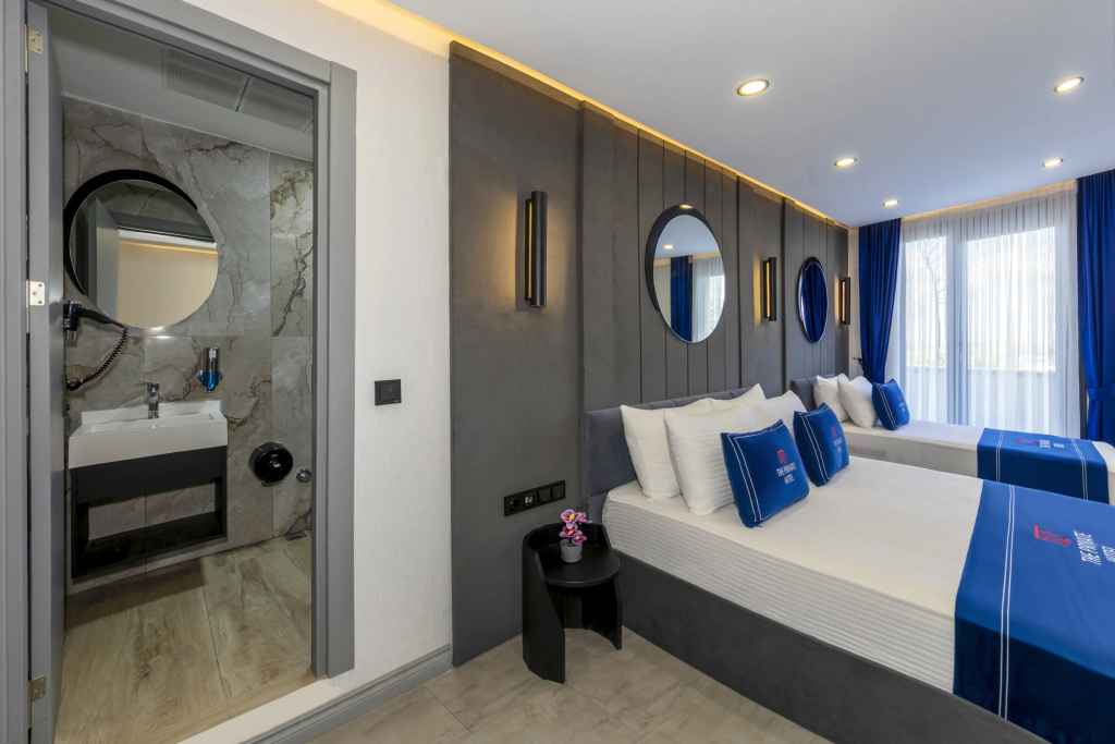 The Private Airport Hotel