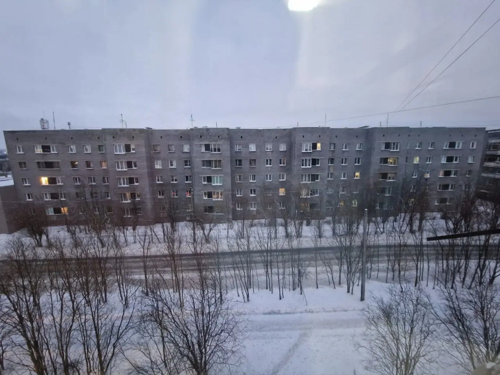 Квартира с Балконом в Спальном Районе