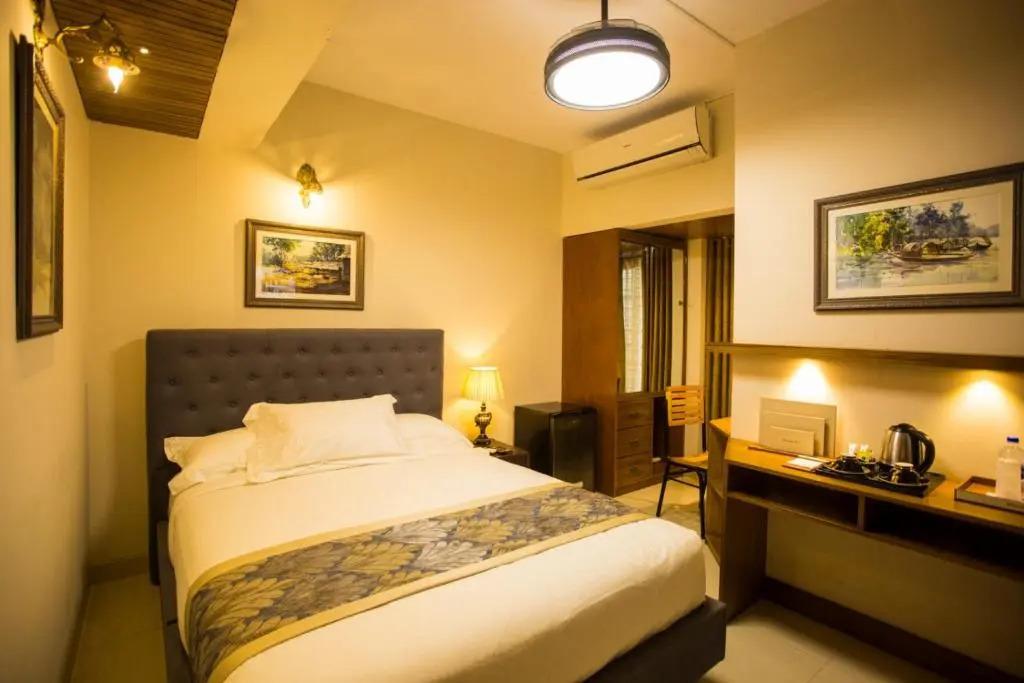 Shinepukur Suites