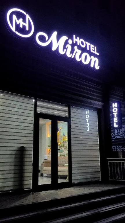 MIRON Hotel