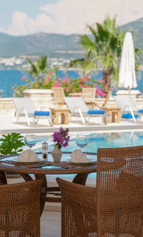 Отель Torbahan & Beach Club