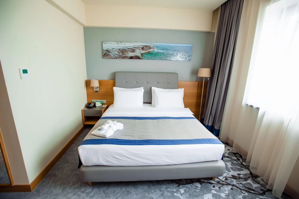 Holiday Inn Aktau by IHG