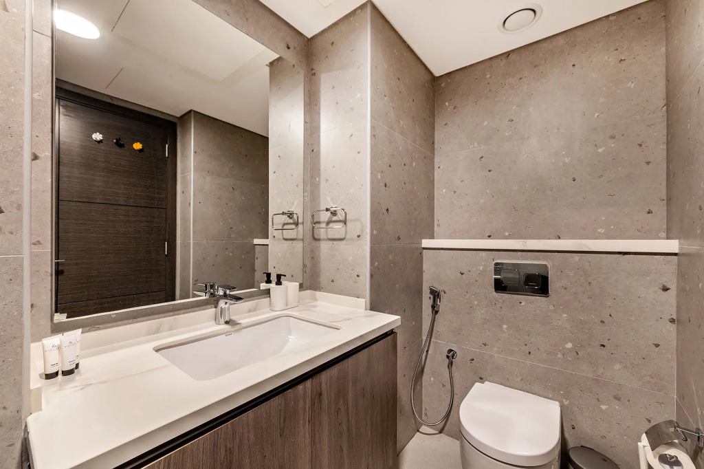 Апартаменты Modern Studio at Paragon