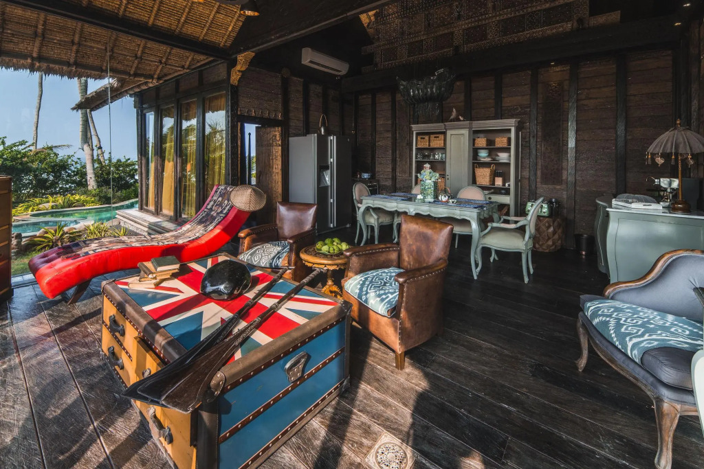 Вилла Absolute Beachfront Villa Laut