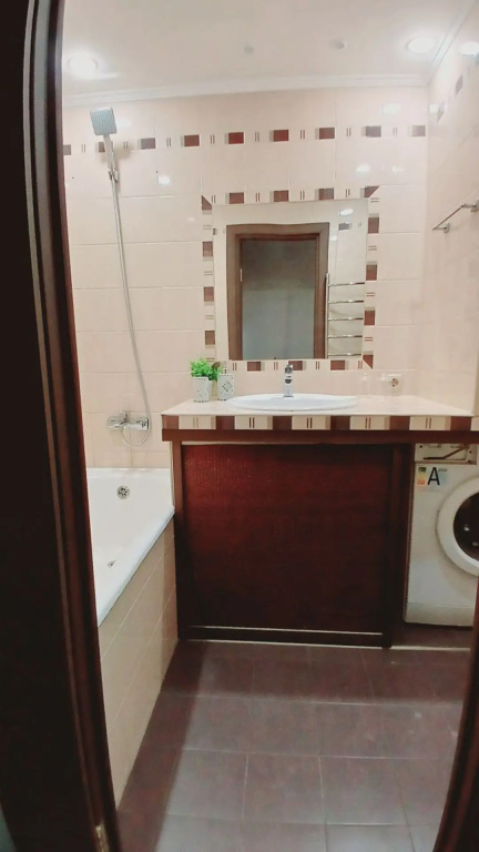 Квартира Трёхкомнатная на Волгоградской 220