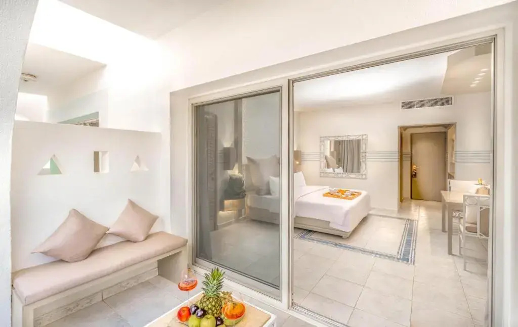 Курортный отель Domina Coral Bay Resort
