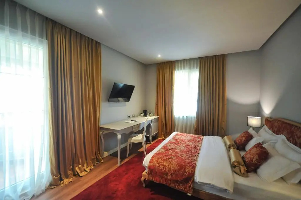 Classic Hotel