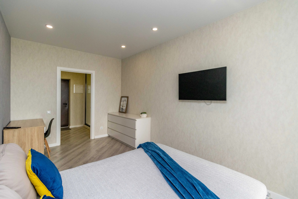 Апартаменты с балконом в Apart Hotel24