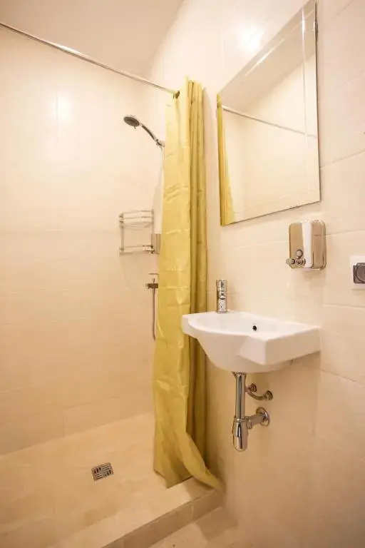 Меблированные комнаты Bridge City Rooms