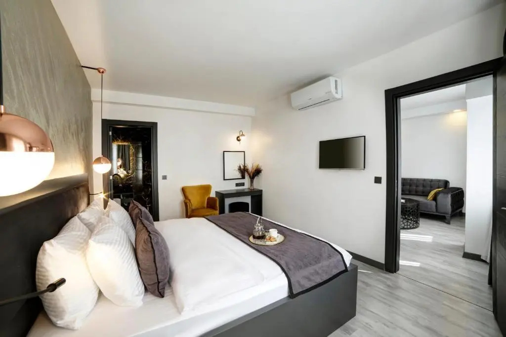Seya Suites Hotel