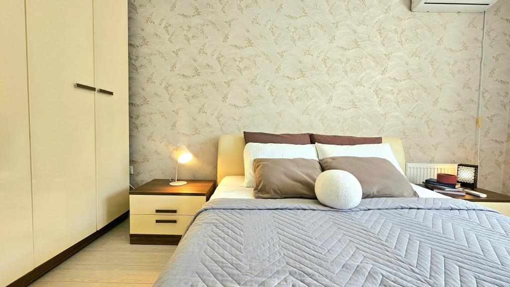 Квартира Urban Apartments 2-х комнатная рядом с метро и базой отдыха у леса
