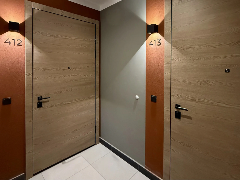 Квартира В доме комфорт класса рядом с Кристаллом