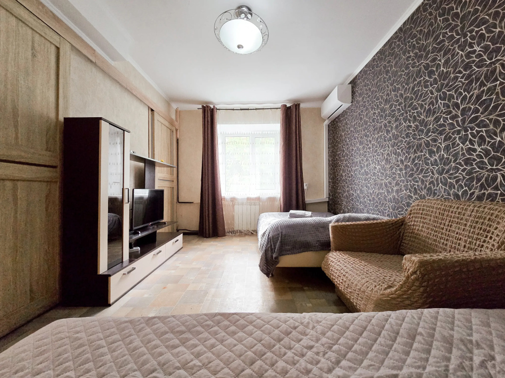 Квартира Мини на Курчатова 22