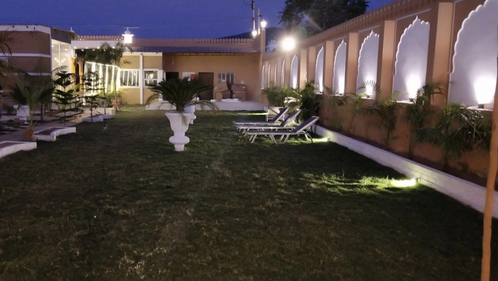 Отель Raj Mahal Pushkar