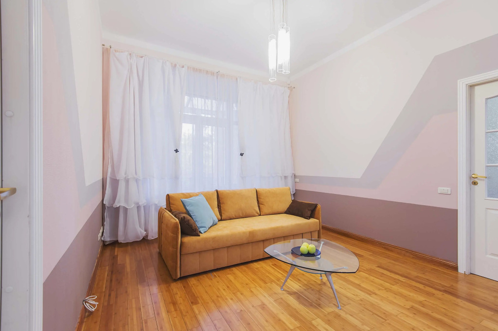 Квартира GM Apartments Дизайнерские 4-х комнатные у метро