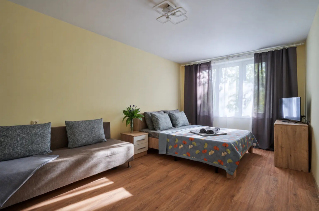 Ryadom s Metro Flat