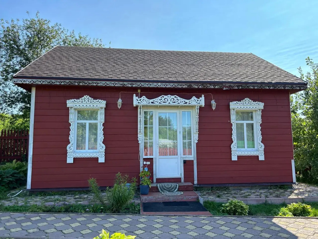 Частный дом Котедж на берегу озера Неро