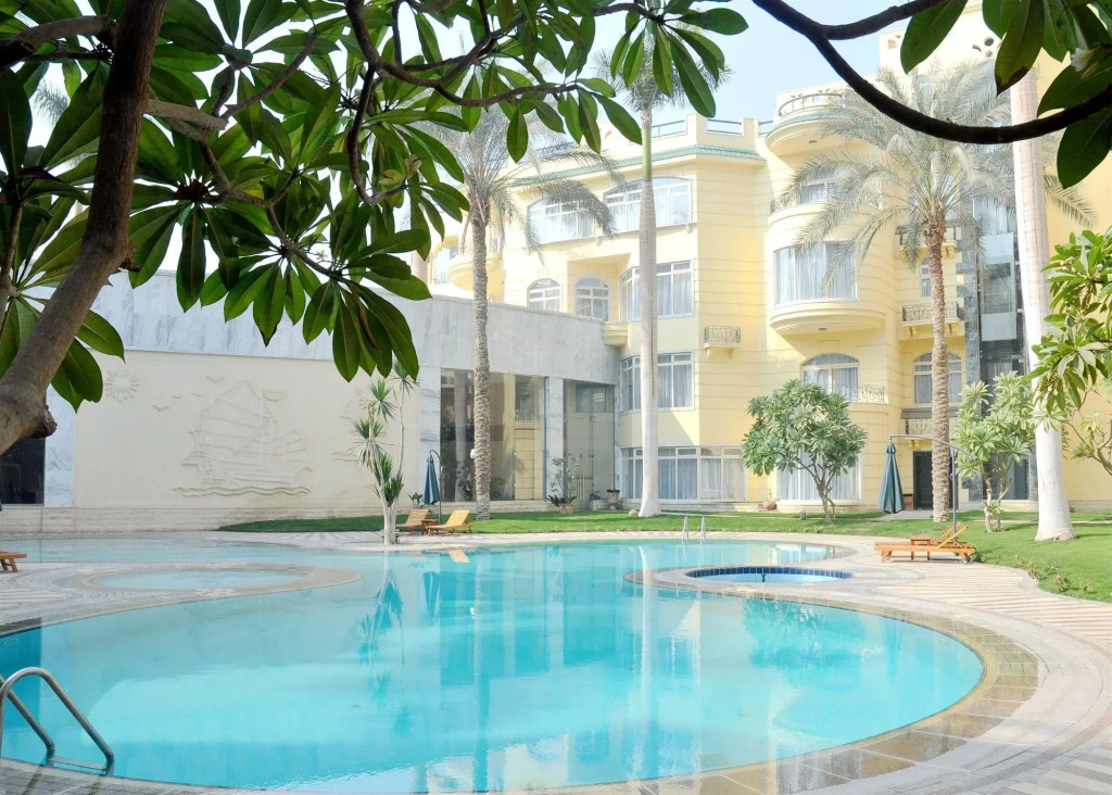 Soluxe Cairo Hotel