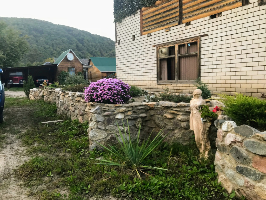 Hadzhohskyi Uyut