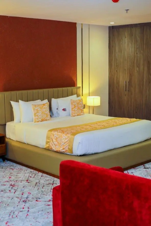 Отель King Jada Apartments