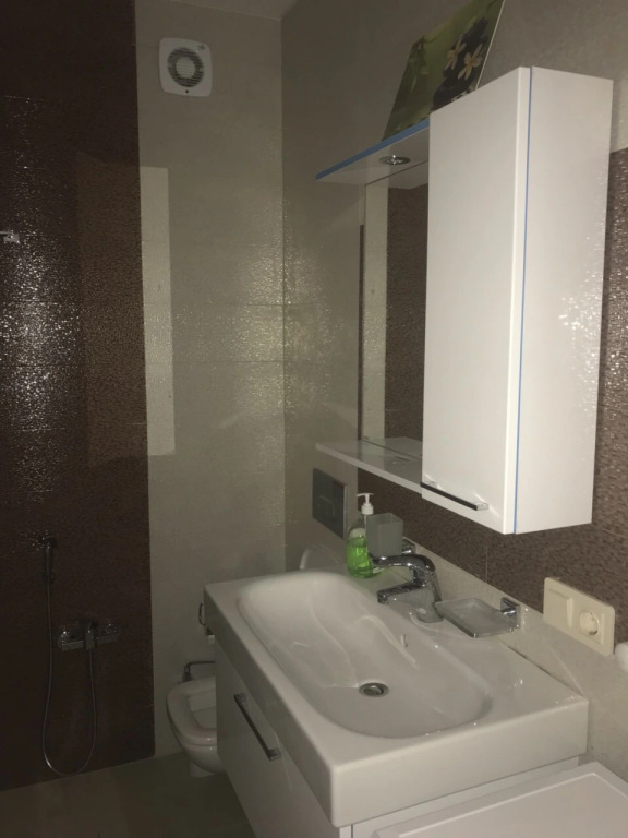 Mega Palace Apartments