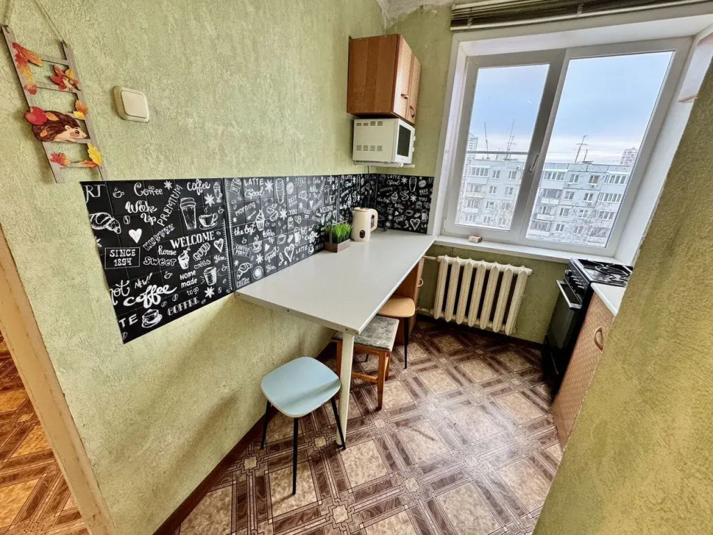 Квартира на Челюскинцев 14