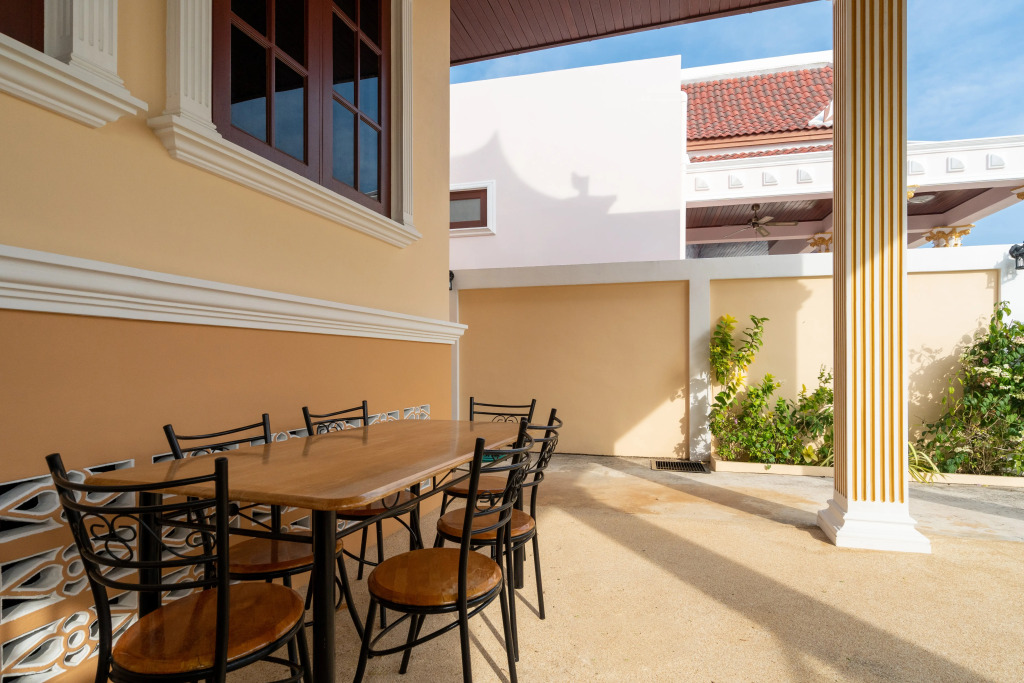 Spacious 3BR Family Villa with Private Pool Villa
