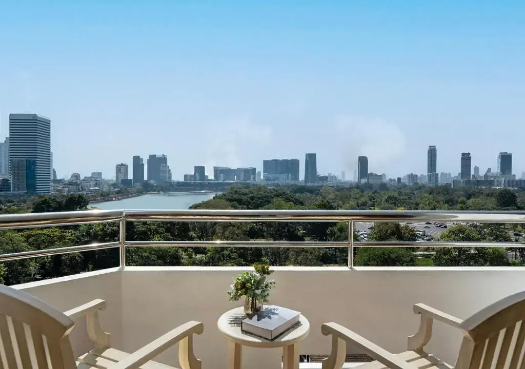 Centre Point Sukhumvit 10