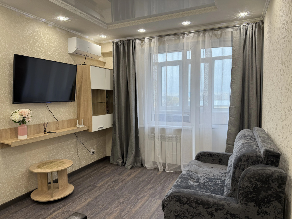 Квартира Современная Однушка Сети PanApartments в Пешей Доступности от Жд Вокзала Города Иванова