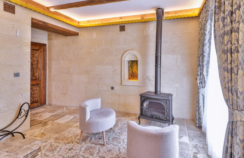 Отель Cappadocia Noble Crown Stone House