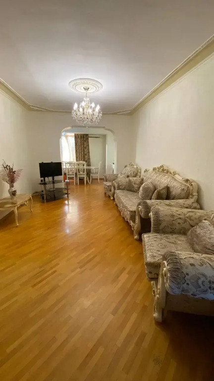 Danil Flat