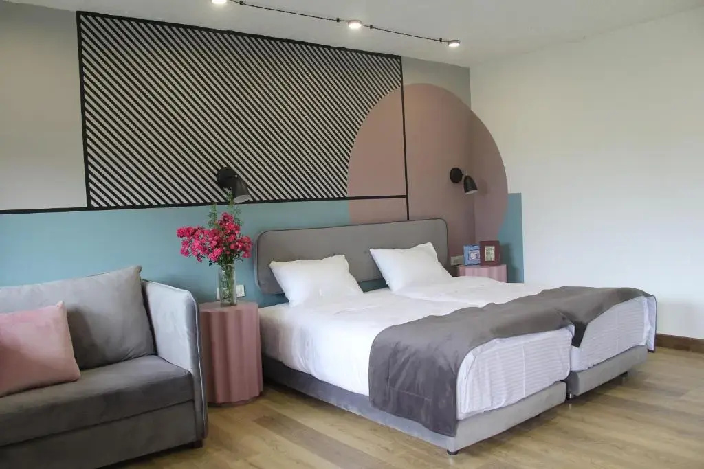 Hover Boutique Hotel